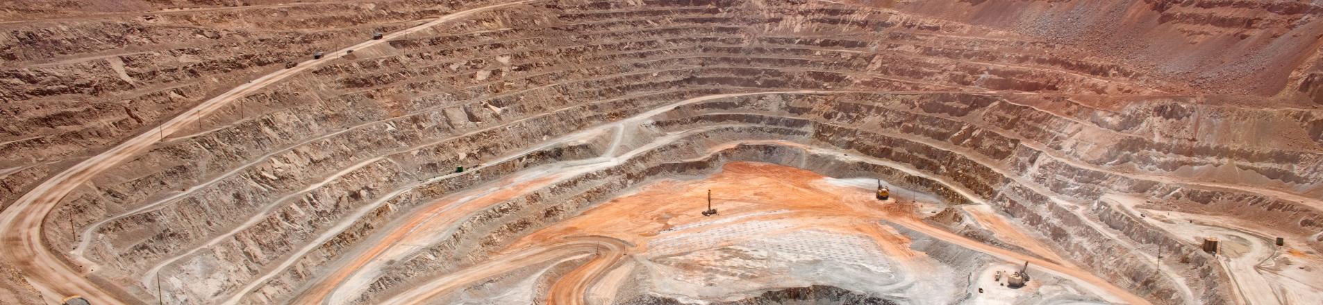 copper mine in Peru, reflecting this articles focus on how the benefits of natural resource extraction were used effectively in Peru