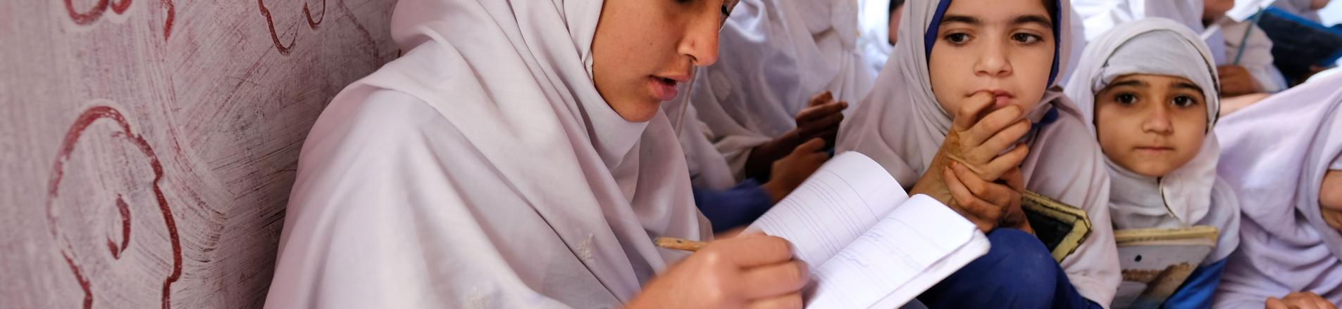 children in school in Pakistan - European Union, 2020 (photographer Mallika Panorat)