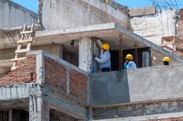 construction workers in mexico